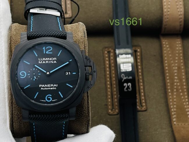 VS沛纳海2020全新庐米诺系列碳纤维腕表-44毫米PAM01661腕表！